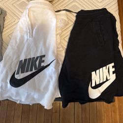 Lot of Nike Shorts / Pair Of Joggers