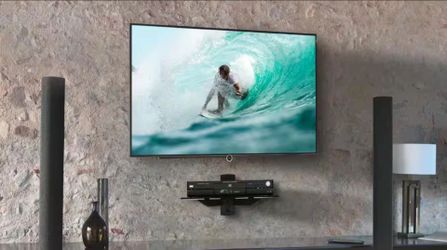 WALL MOUNTED FLOATING SINGLE SHELVE WITH STRENGTHENED TEMPERED GLASS