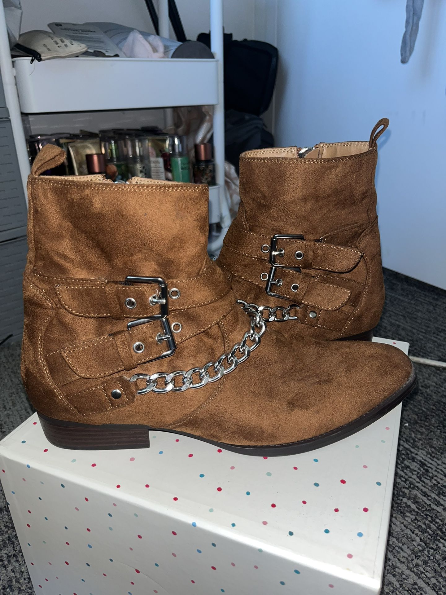 Men’s Chain Suede And Leather Ankle Boot