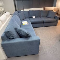 Modmax Ink 5 Piece Sectional with Ottoman