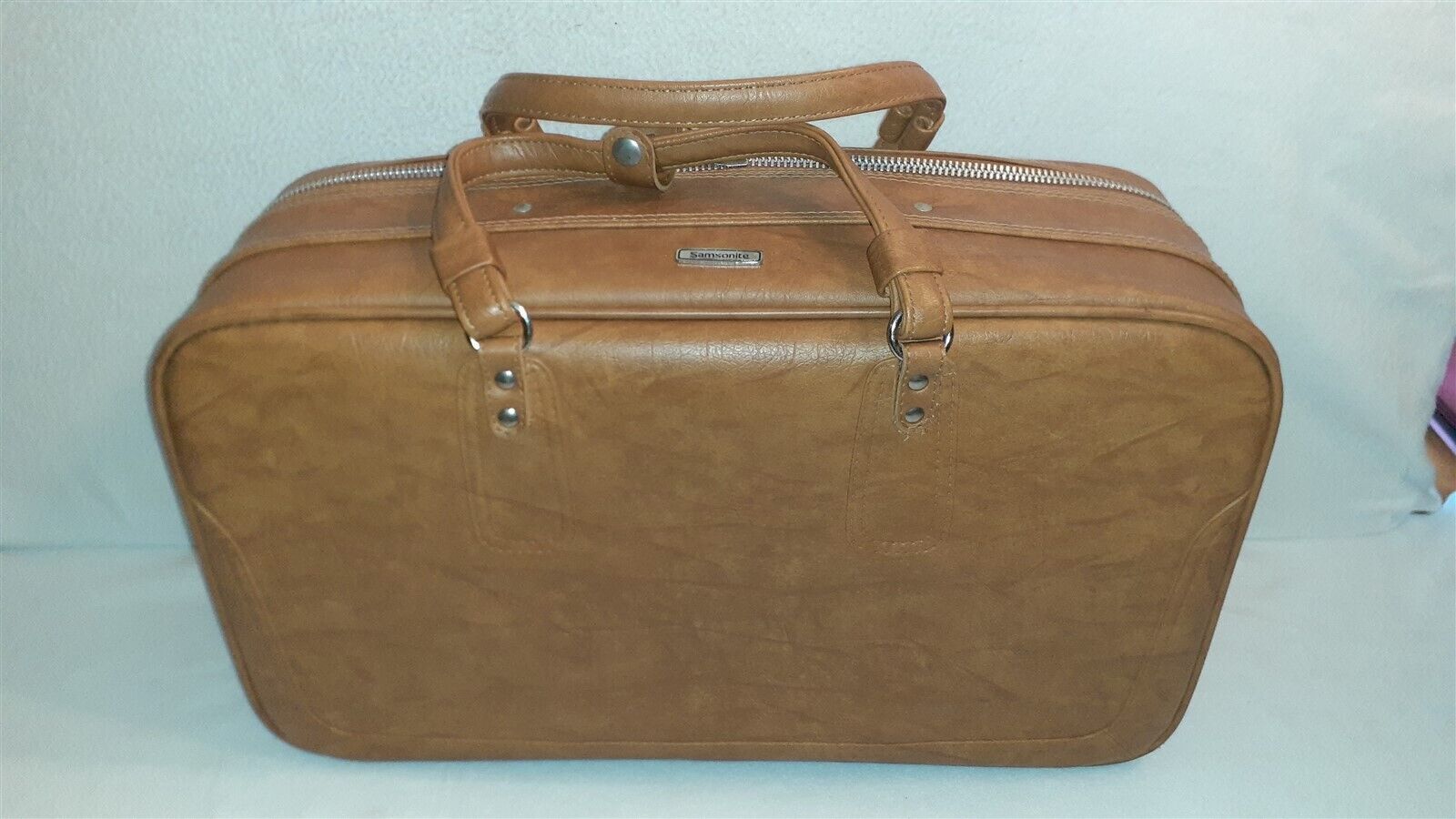 Samzonite Suitcase