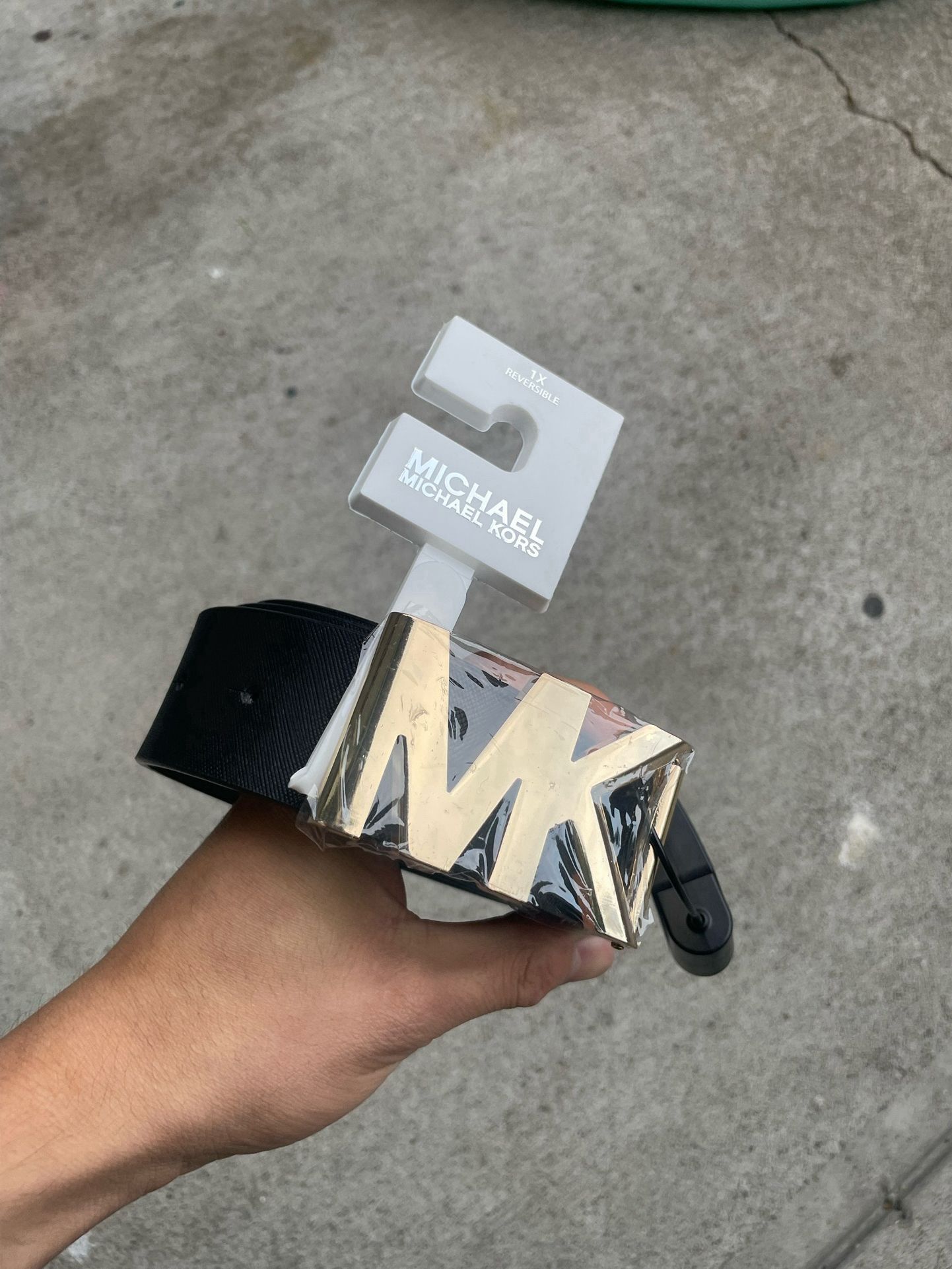 Michael Kors Reversible” Belt!