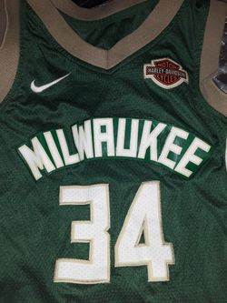 MILWAUKEE #34