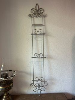 Metal Wall-Mounted Plate Rack 3-Tier