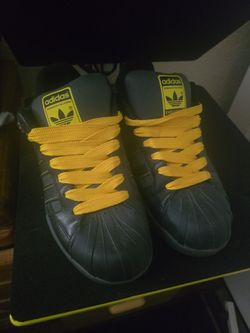 Adidas 10.5 mens