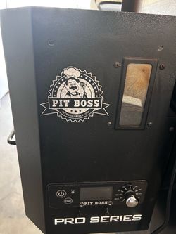 Pit Boss smoker, rarely used, great condition