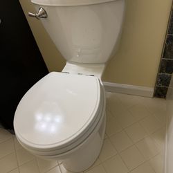 American Toilet 