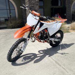 SoCal’s largest New & Used Powersports Vehicles Dealers!  Motorcycles, Dirt Bikes, Side by Sides, ATVs, Electrics, Mopeds, Scooters & More!  Kawasaki,