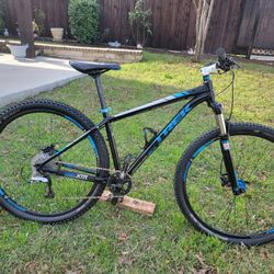 Trek X-caliber 8 MTB 