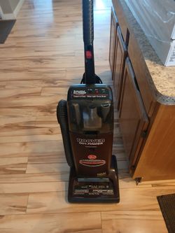 Hoover Dirt Finder Vacuum