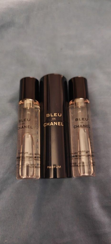 Chanel Bleu Parfum Twist and Spray Set