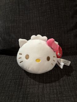 Hello Kitty plush dumpling