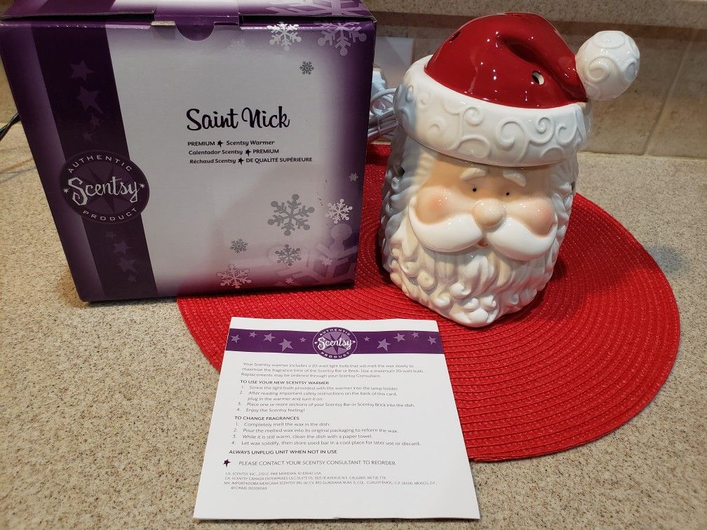 Scentsy Wax Warmer Santa Retired