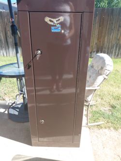 Homak Gun Cabinet