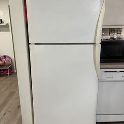 refrigerator, stove, Dishwasher Bundle 