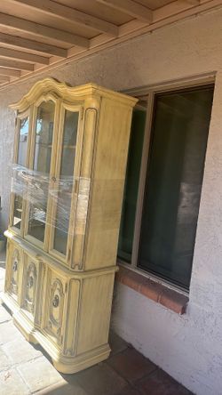 China cabinet