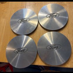 Vintage Ford Wheel Center Cap 
