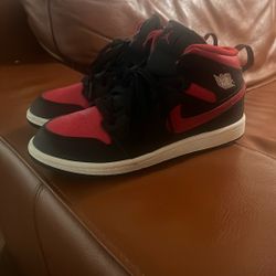Air Jordan 1 Mid Shoes Black Size 3Y