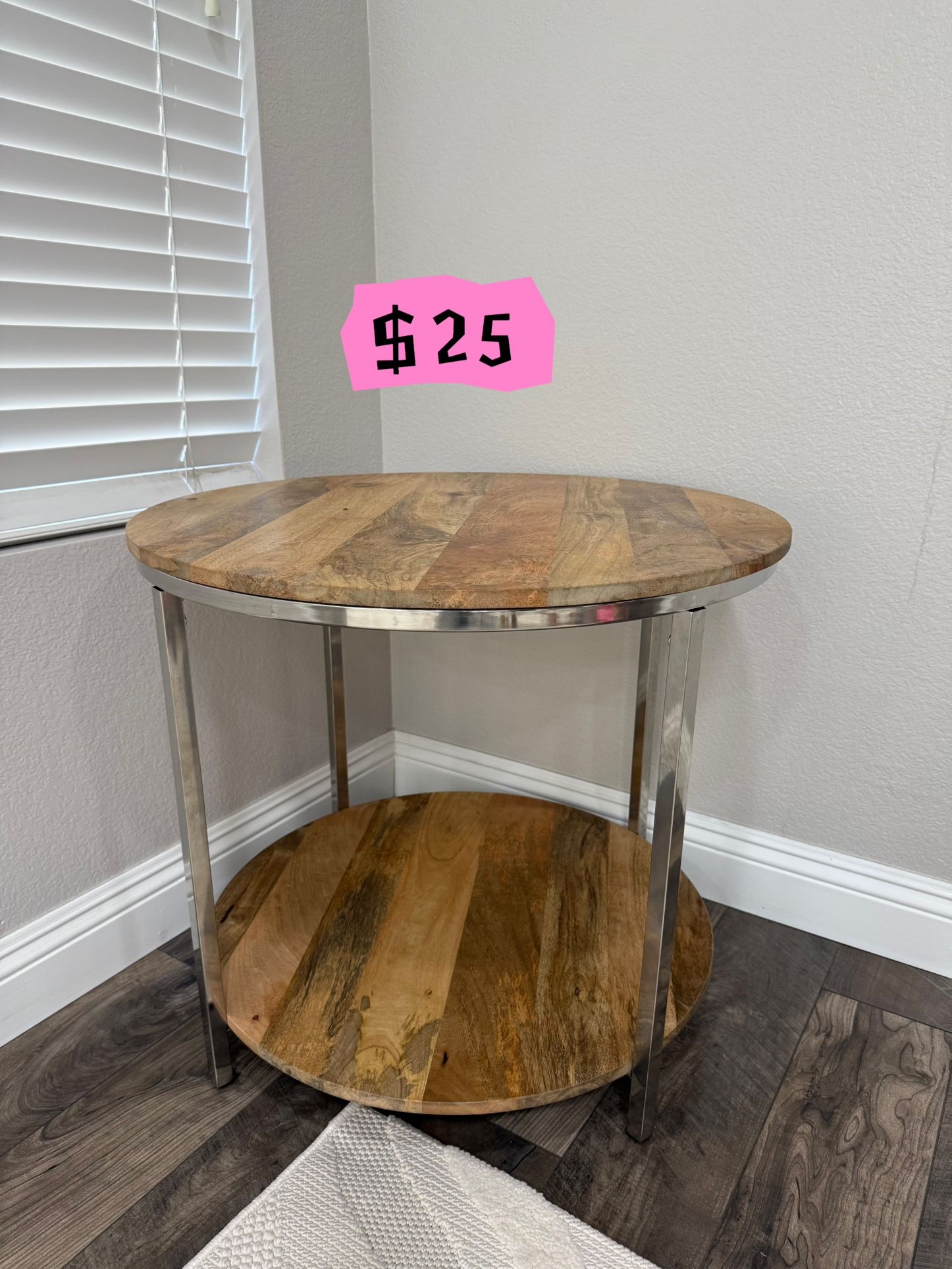 Side table/End Table