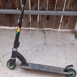 Kids Scooter $15 Pick Up At Country Club And Grant 
