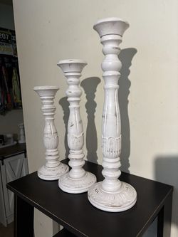 SET OF 3 WOOD CANDLE HOLDER
