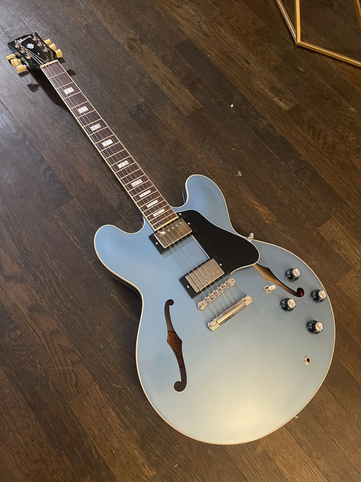 GIBSON ES-335 '60S BLOCK LIMITED-EDITION SEMI-HOLLOW ELECTRIC GUITAR PELHAM BLUE