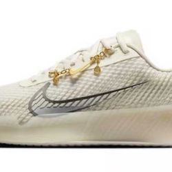 New Women’s Size 11 Bike Vapor 11 Gold Pack