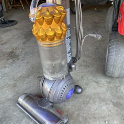 Dyson DC50