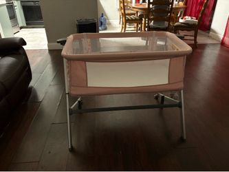 Dream on me Baby bassinet