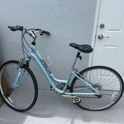 Women’s Diamondback Vital 2 Bicycle