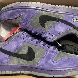 Nike SB Dunk Low ( Black Friday Sale)