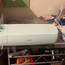 Cricut 