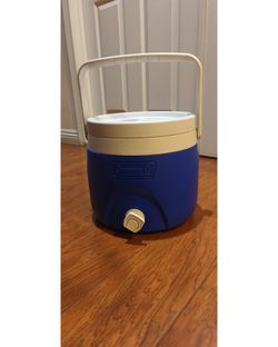 Coleman 2-Gallon Beverage Jug with Spigot - Blue