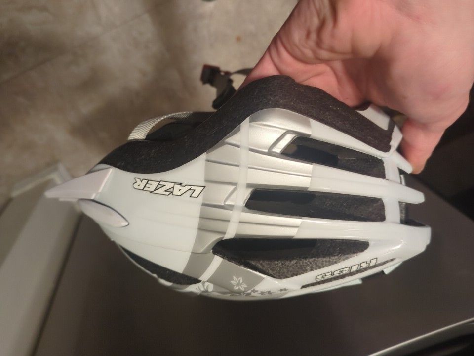 Lazer Kiss Helmet- Youth