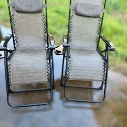 Zero gravity Lounge Chairs 