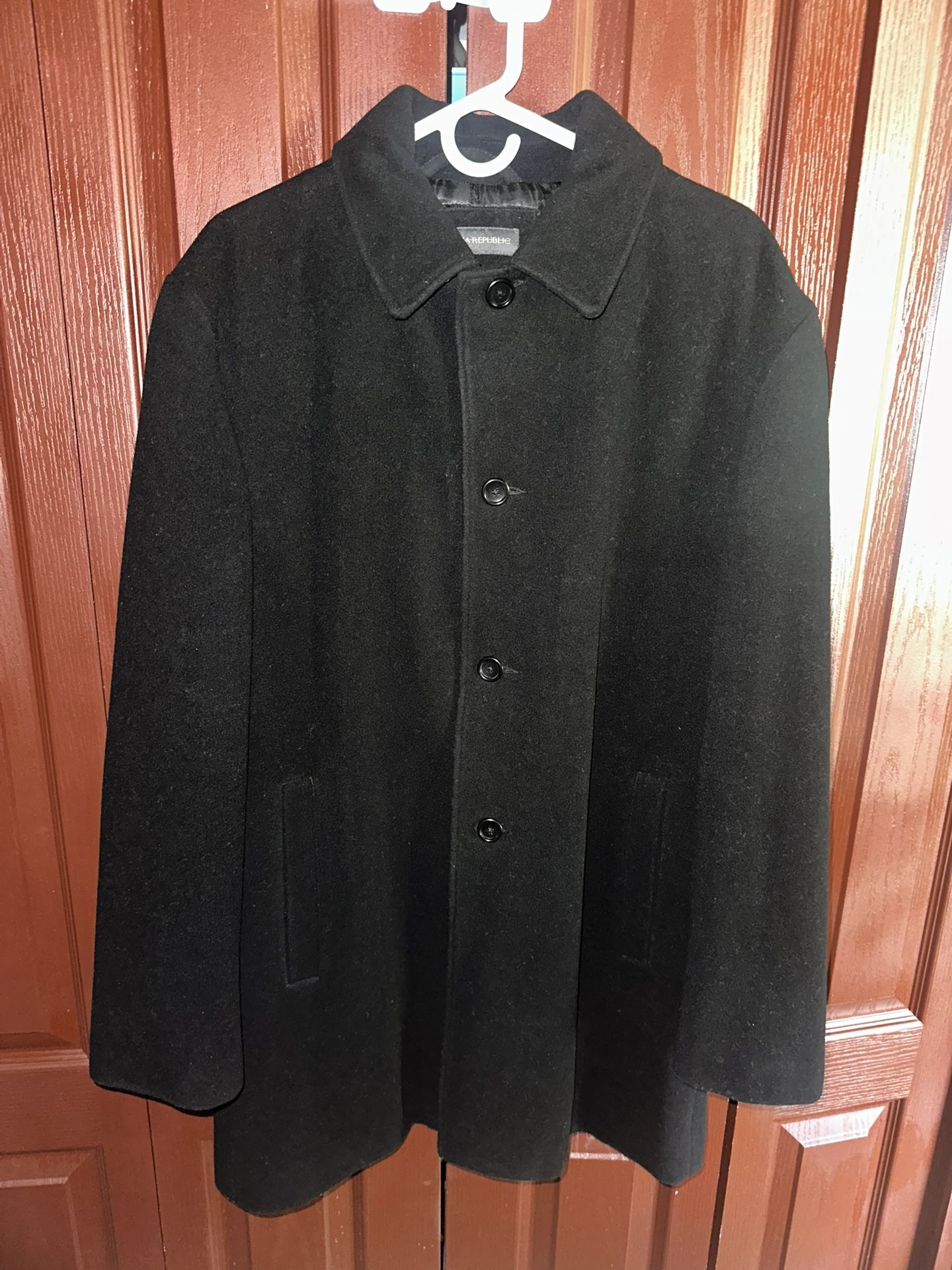 Banana Republic MEDIUM Men’s peacoat With Two Pockets And Collar