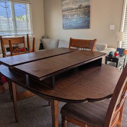 Vintage Hitchcock-Style Dining Table + 2 Leaves + 8 Chairs + Pads