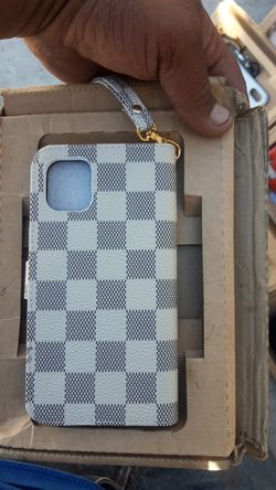 Cell phone cases wallets