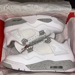Jordan 4 White Oreo Deadstock Size 8.5