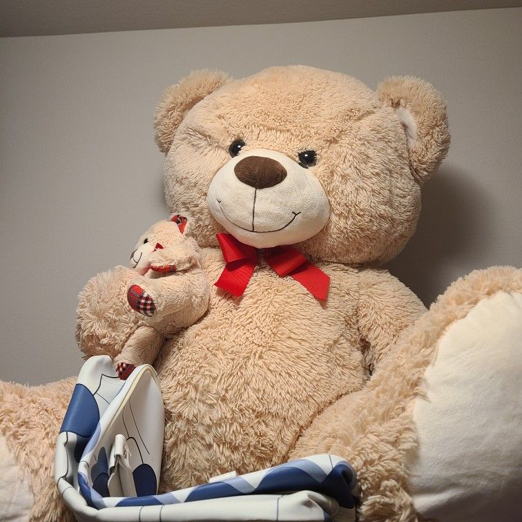 Super Large Teddy Bear