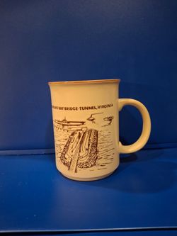 VINTAGE MUG