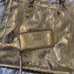 Michael Kors Gold Purse And Wallet 