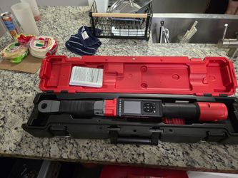 Milwaukee 3/8 drive Digital Torque Wrench