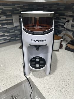 Baby Brezza Formula Dispenser