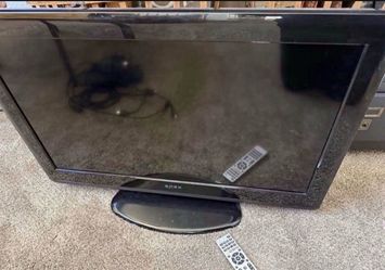 Apex 32 inch tv with remote