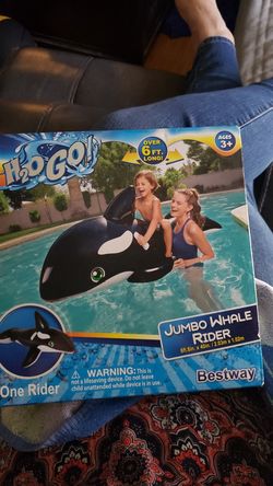 Jumbo whale rider raft