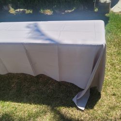 Gray Rectangular Tablecloths (4)