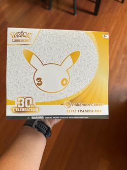 Pokémon center TCG 30th Celebration Elite Trainer Box