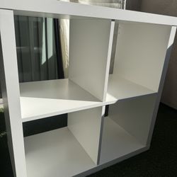 4 Cube Shelf 