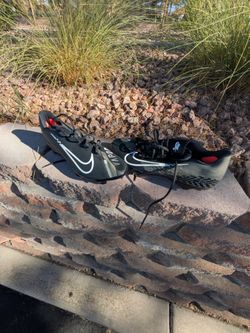 Nike men's baseball cleats 10.5 Black